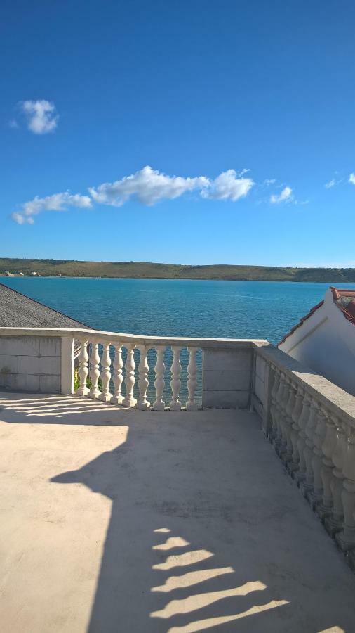Apartment Danica Ljubač Екстериор снимка