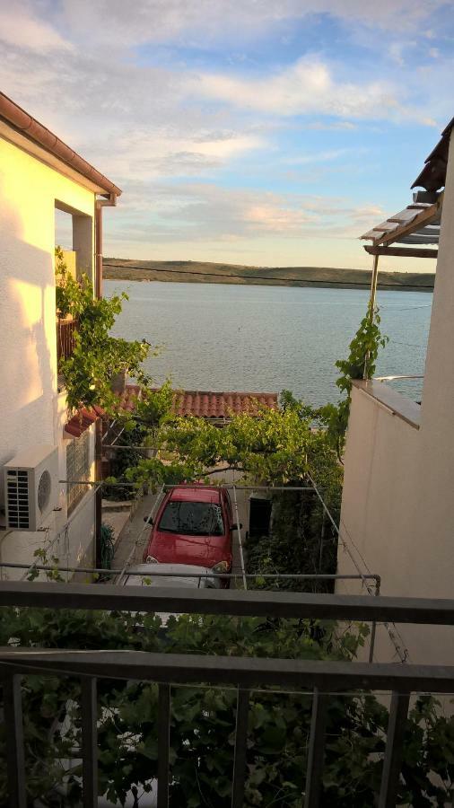 Apartment Danica Ljubač Екстериор снимка
