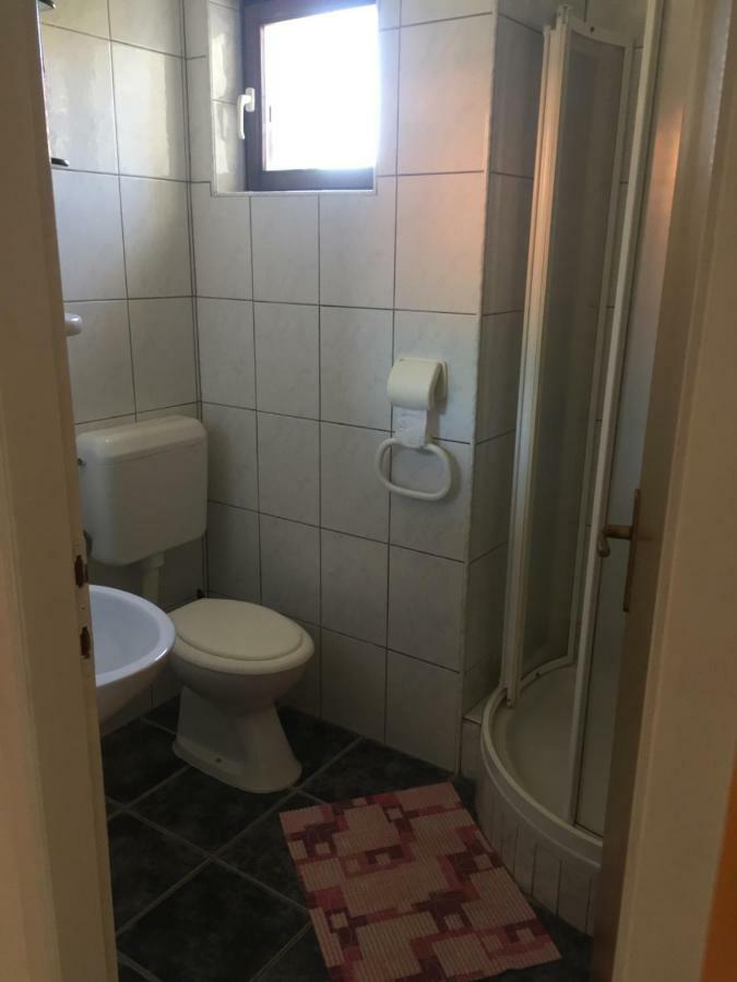 Apartment Danica Ljubač Екстериор снимка